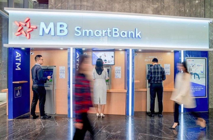 mb-smart-bank-digital-signage