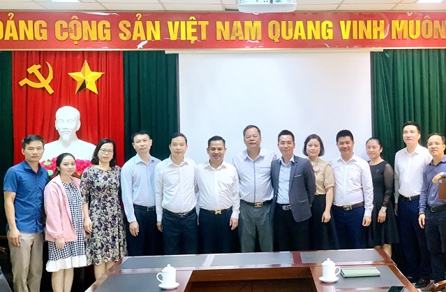 cong-ty-miraway-giai-phap-cong-nghe-lam-viec-voi-so-khoa-hoc-cong-nghe-tinh-lai-chau1