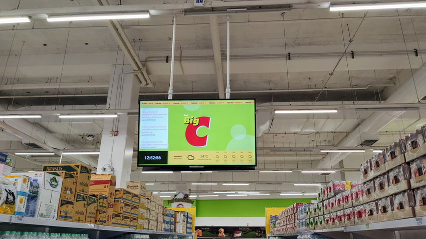 digital signage tai siêu thị